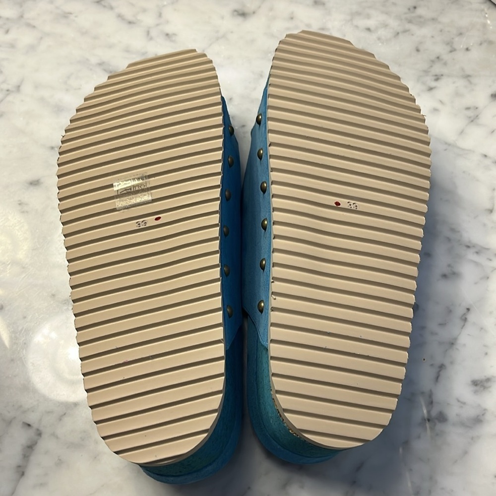 Free People x Intentionally Rule Breaker Suede Sandals Size 9 NIB - Picture 8 of 16